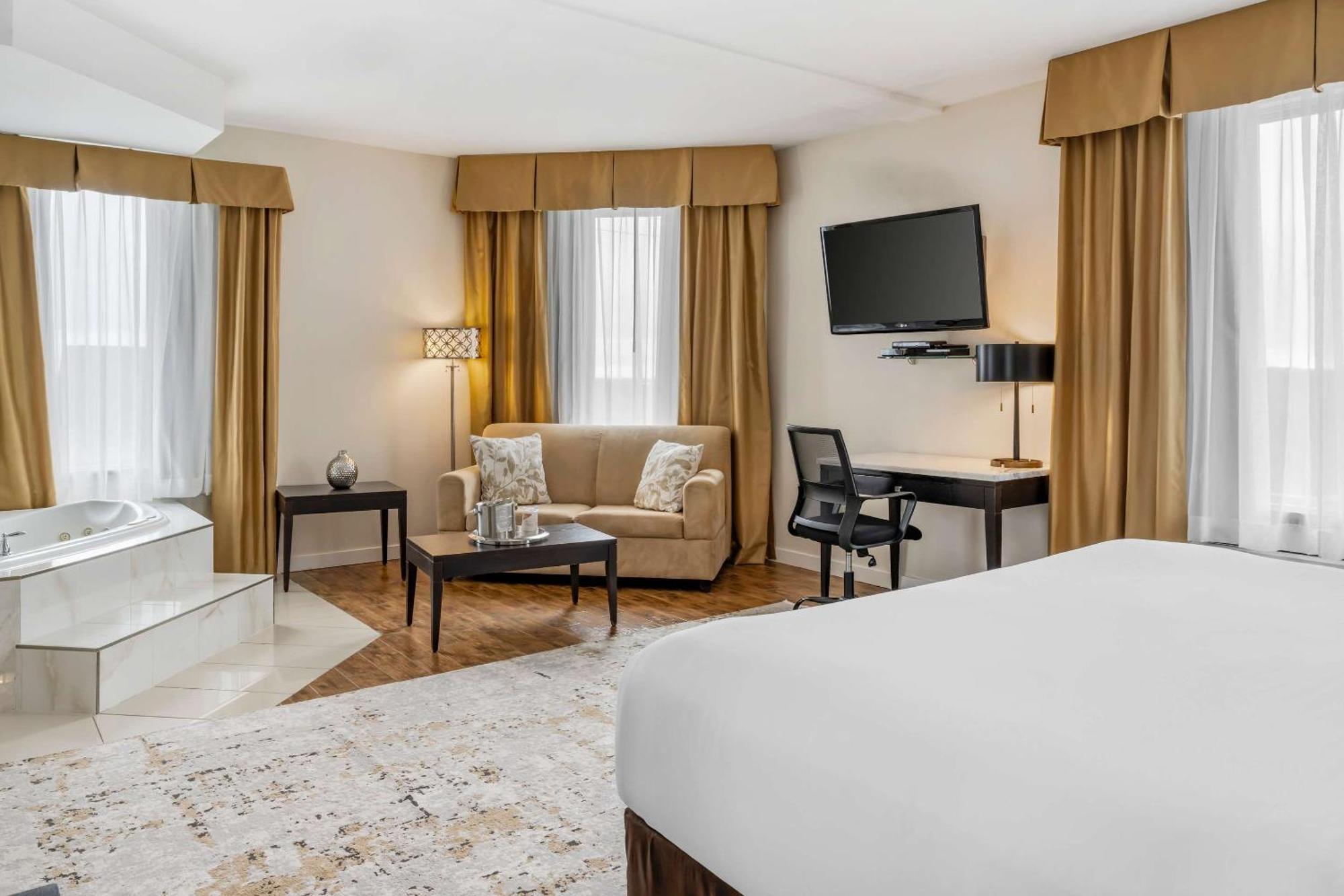 Comfort Hotel Bayer's Lake Timberlea Eksteriør bilde