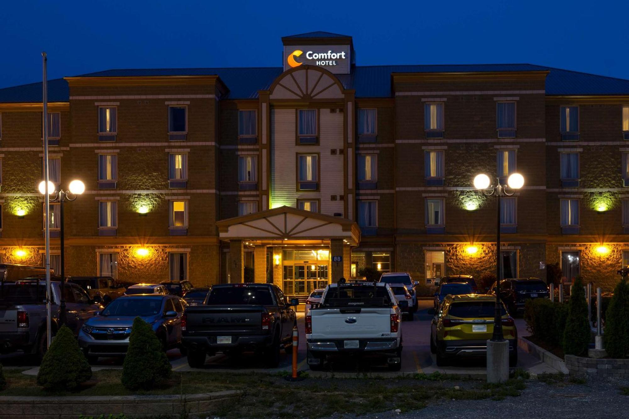Comfort Hotel Bayer's Lake Timberlea Eksteriør bilde