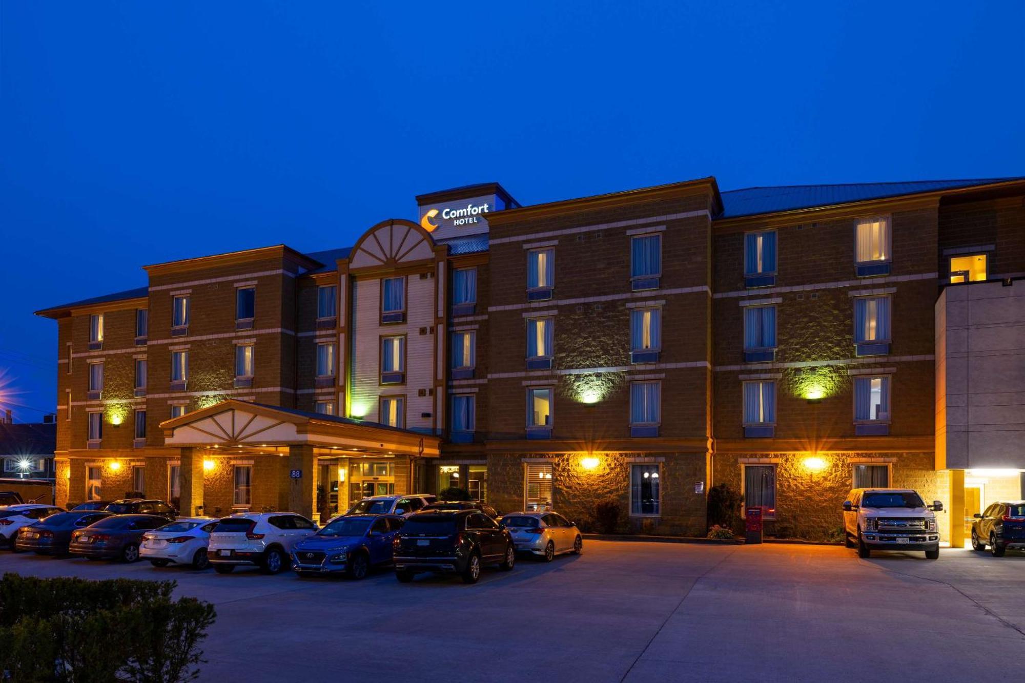 Comfort Hotel Bayer's Lake Timberlea Eksteriør bilde